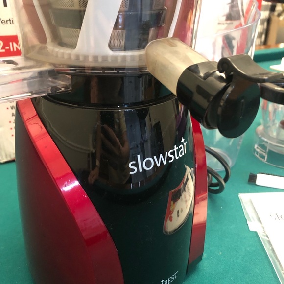 Tribest slow star sw-2000 vertical slow juicer and mincer - Picture 3 of 9